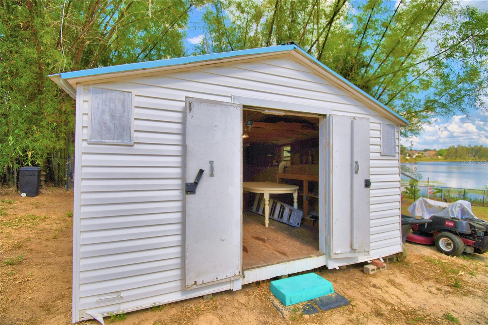 LUCERNE SHORES - Residential