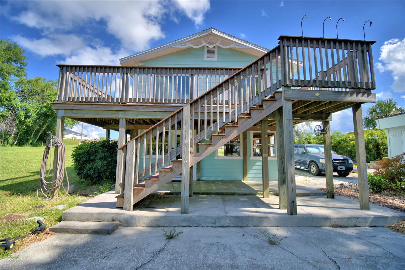 LUCERNE SHORES - Residential