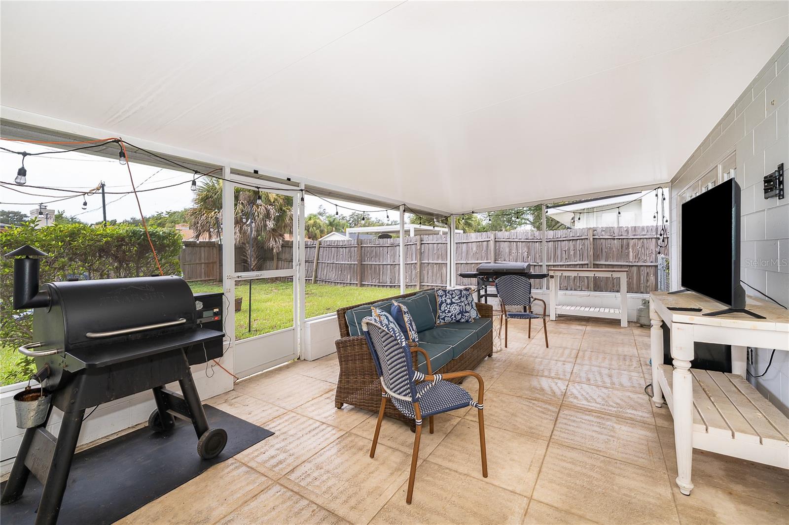 2464 HUNTERFIELD ROAD