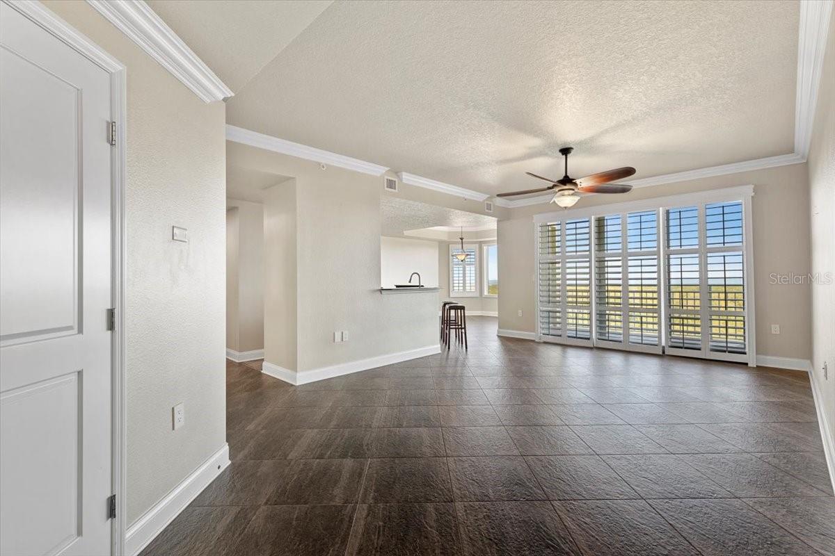 10851 MANGROVE CAY LANE NE 1112