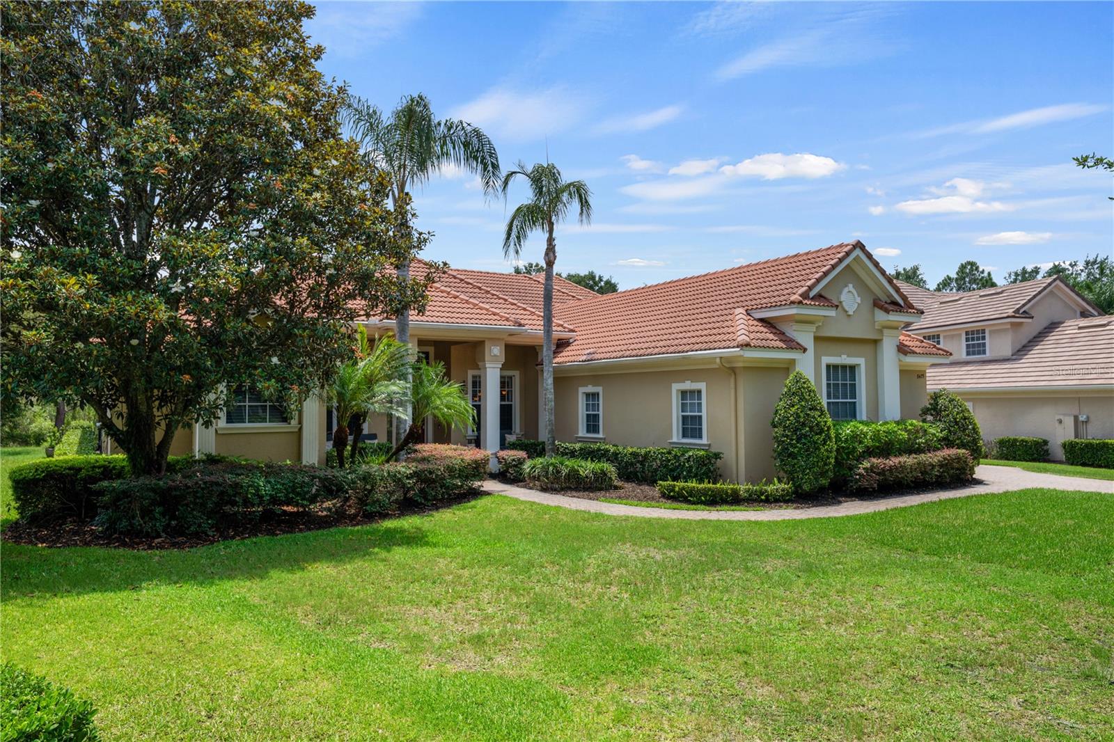 8475 EAGLES LOOP CIRCLE