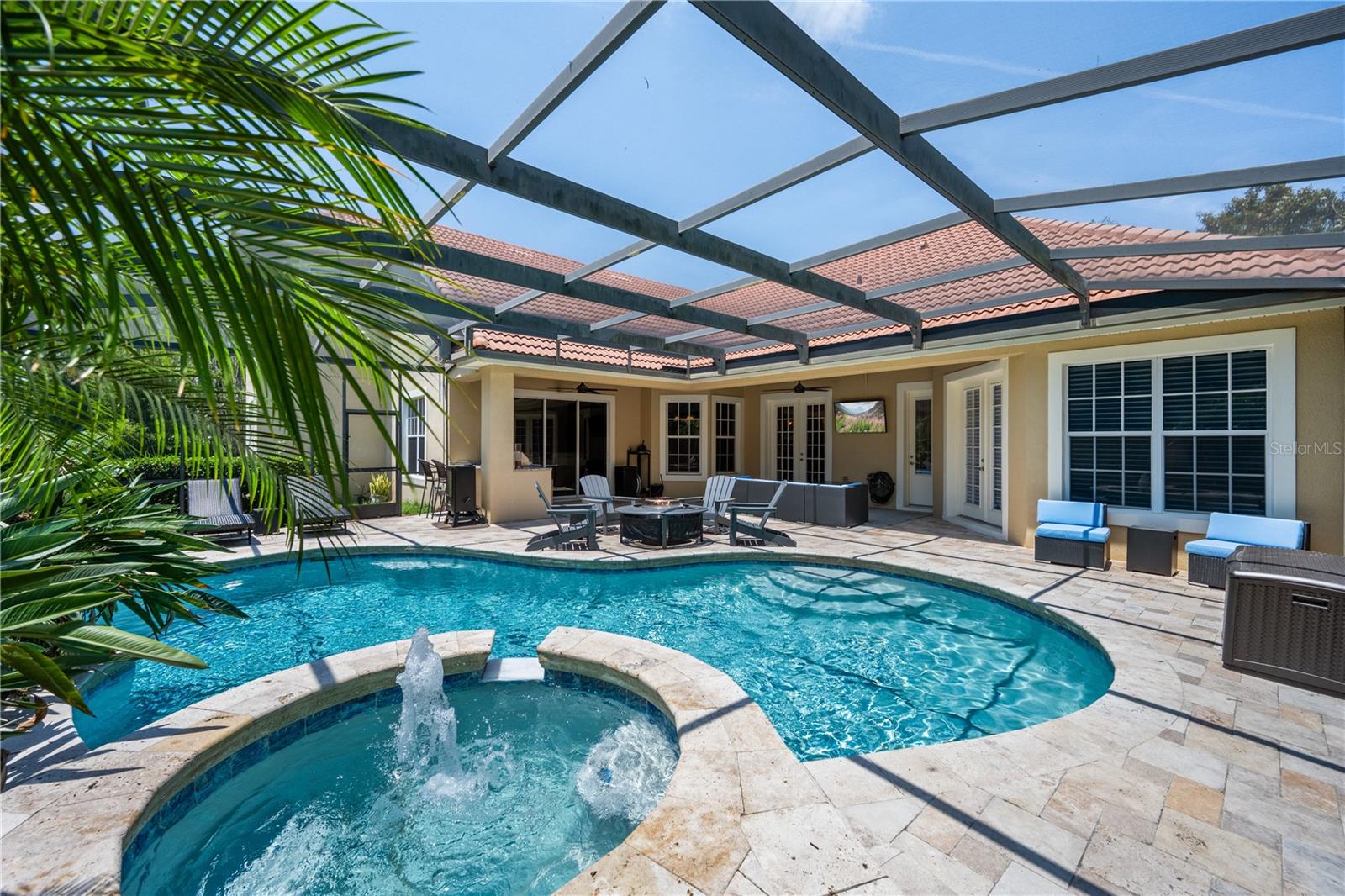 8475 EAGLES LOOP CIRCLE