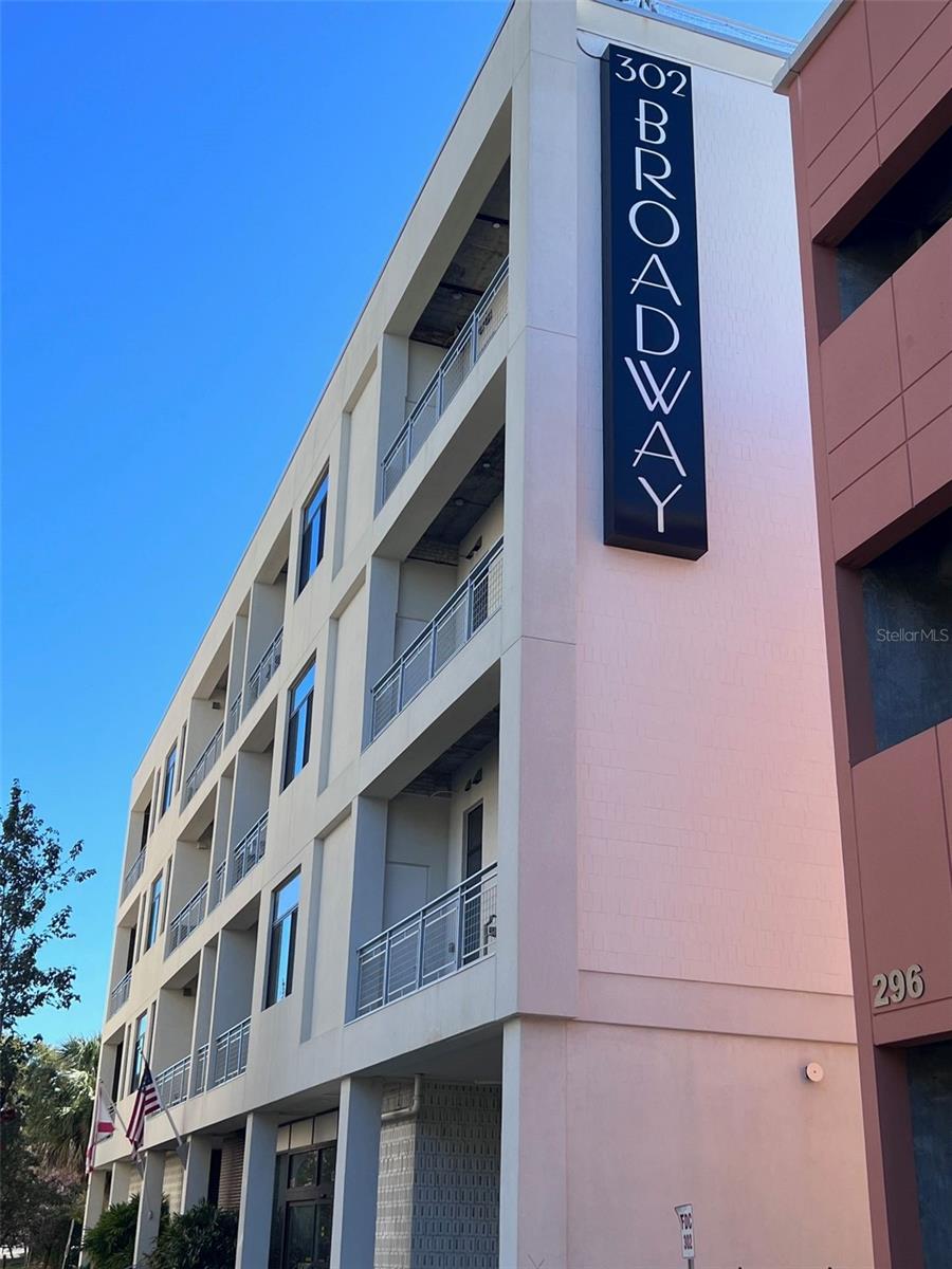 302 BROADWAY CONDO - Residential Lease