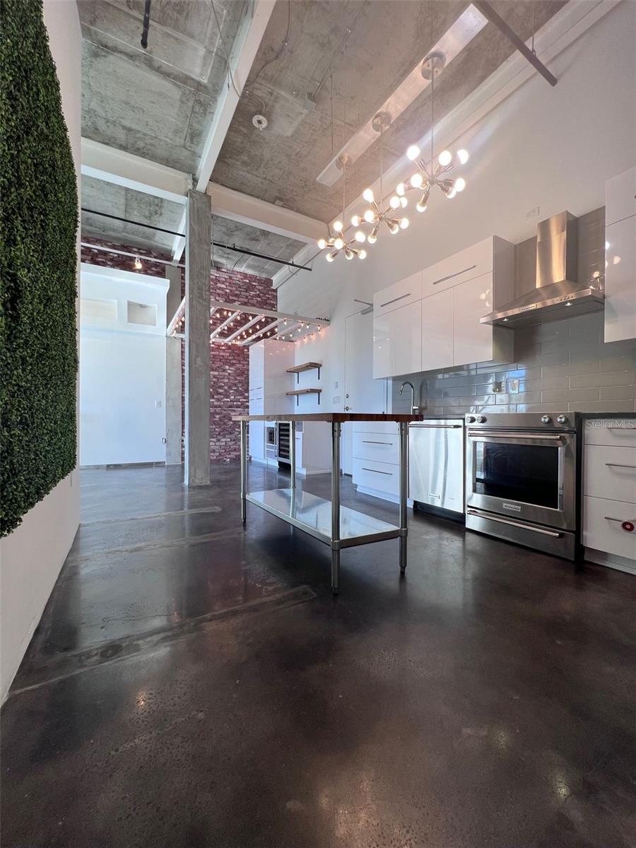 302 BROADWAY CONDO - Residential Lease