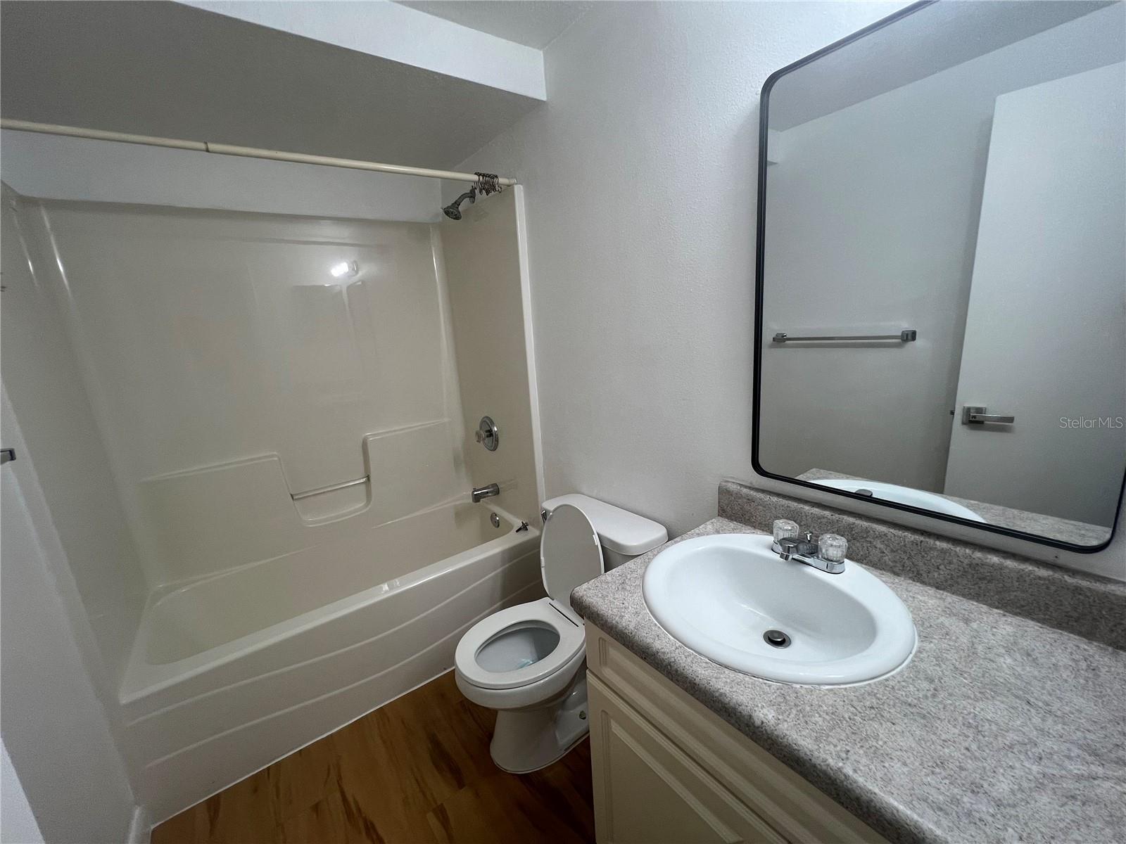 TOWN & COUNTRY MANOR - Residential Lease
