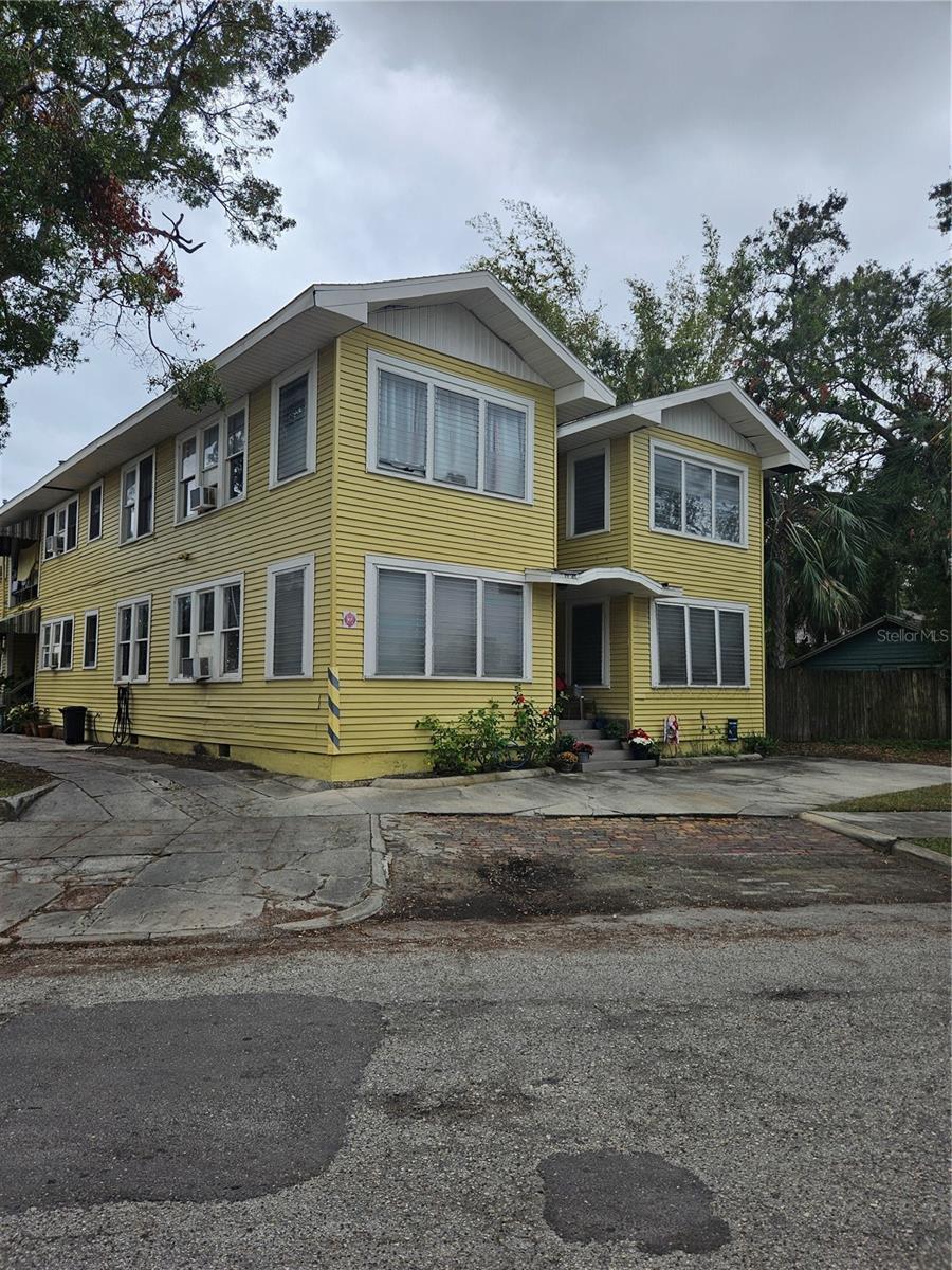 HYDE PARK WEST SUB OF - Residential Income