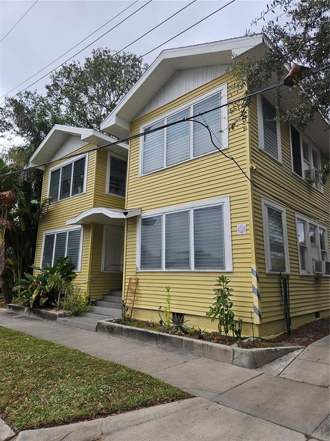 Photo of 1909 W Dekle Avenue, Tampa, FL 33606 (MLS # TB8328854)