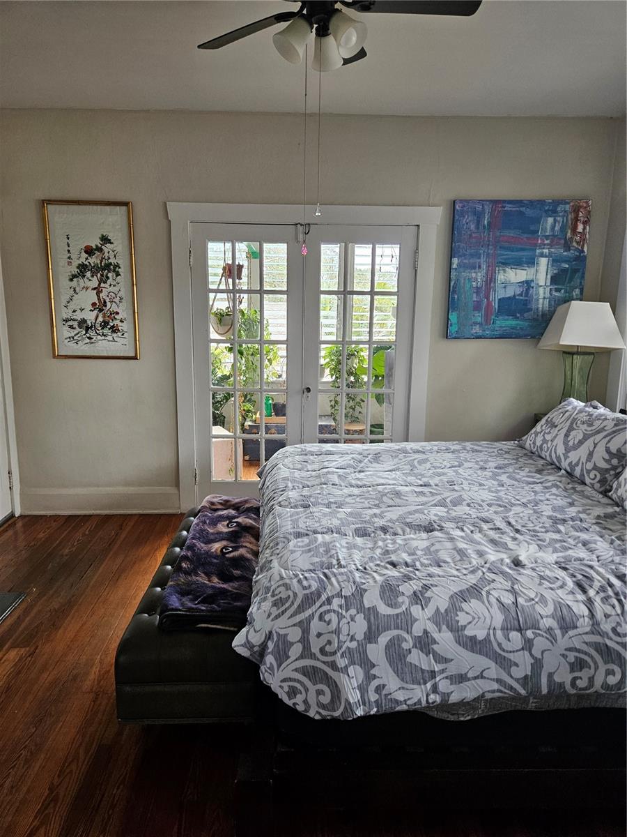 HYDE PARK WEST SUB OF - Residential Income