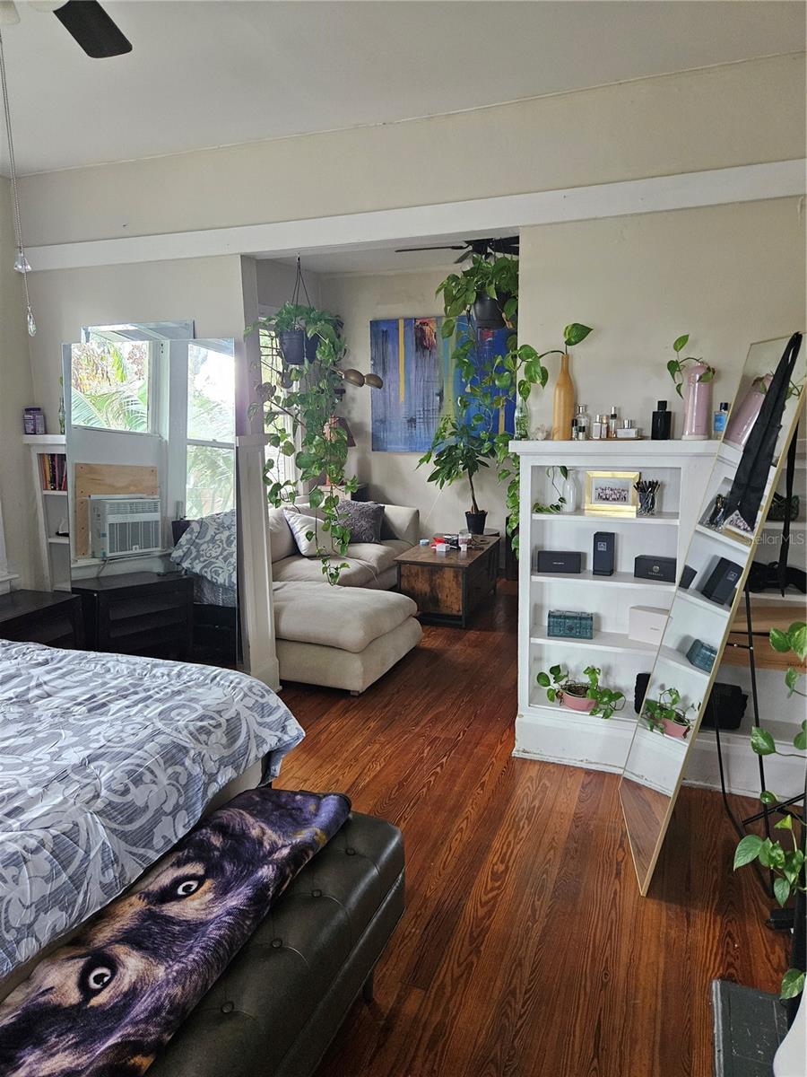 HYDE PARK WEST SUB OF - Residential Income