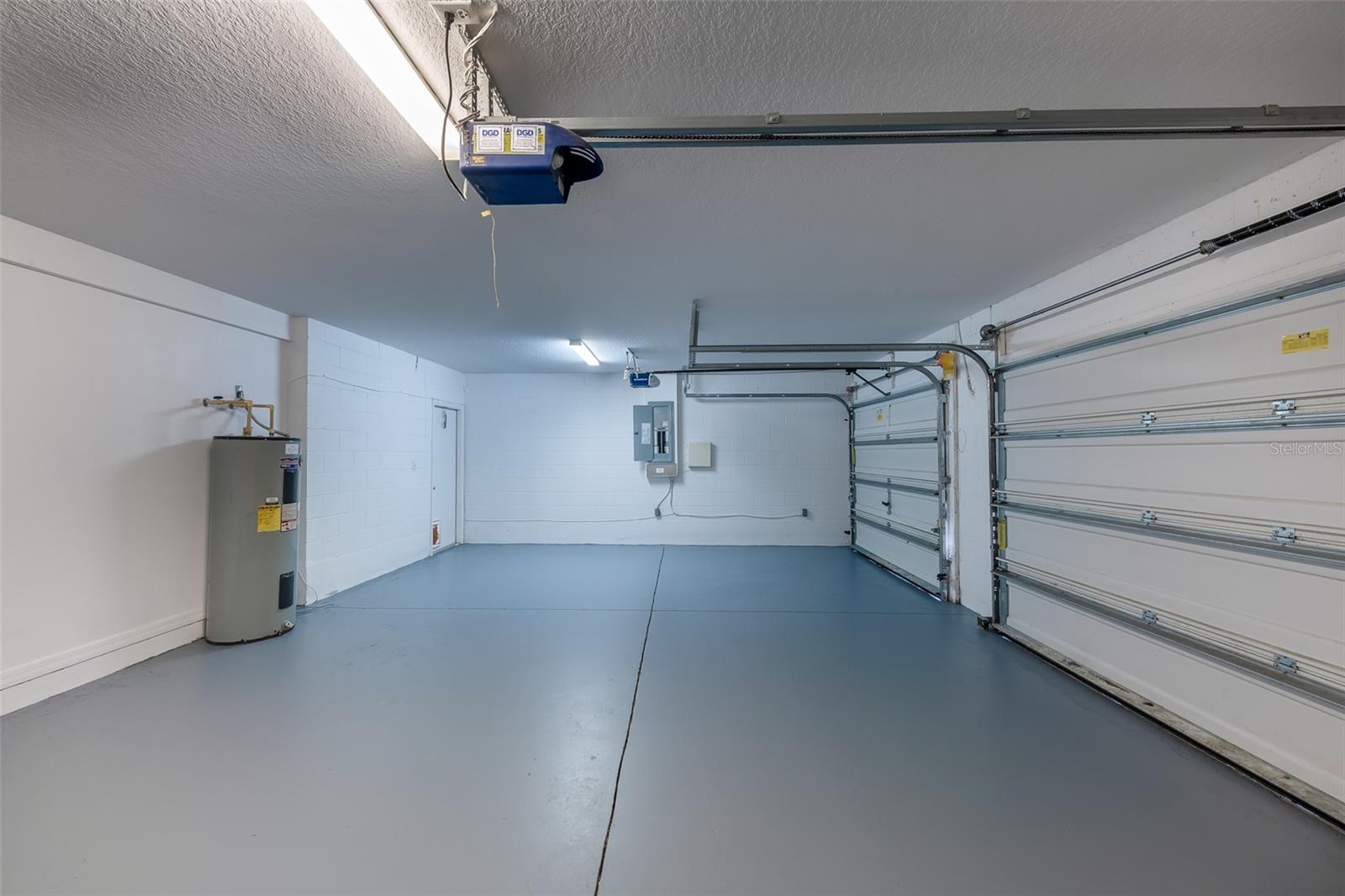 WHISPERING PINES SUB - Residential