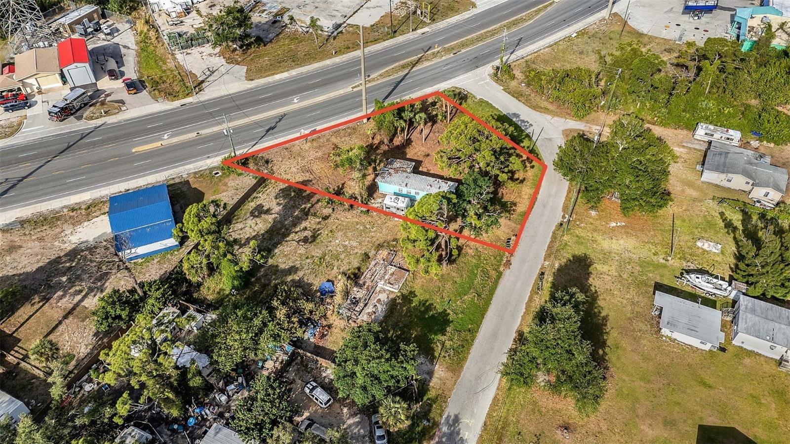 GROVELAND - Residential