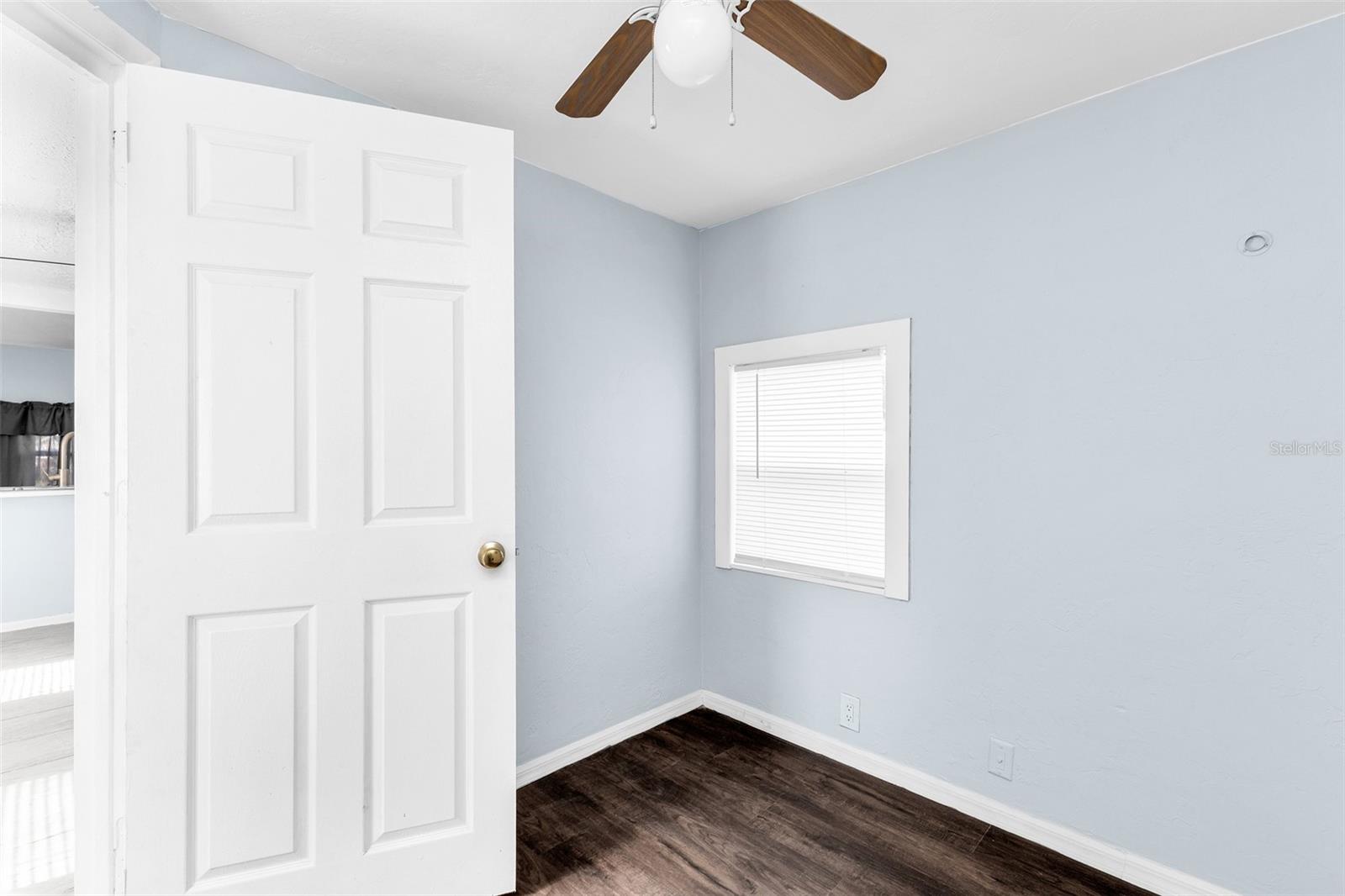 GROVELAND - Residential