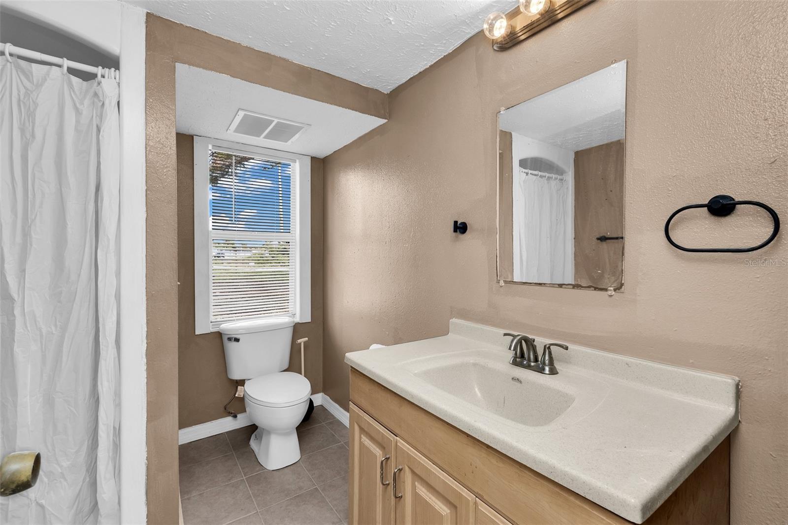 GROVELAND - Residential