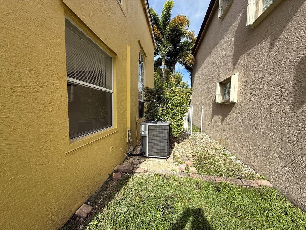 Photo of 9936 Woodworth Court, Wellington, FL 33414 (MLS # O6366998)