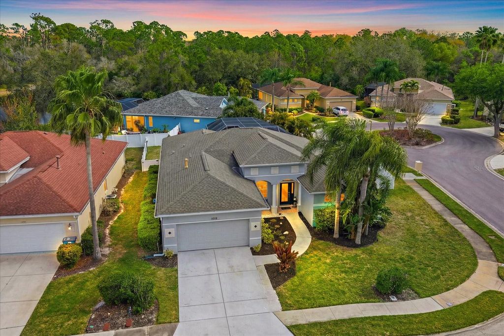 Photo of 11719 Winding Woods Way, Lakewood Ranch, FL 34202 (MLS # A4684698)