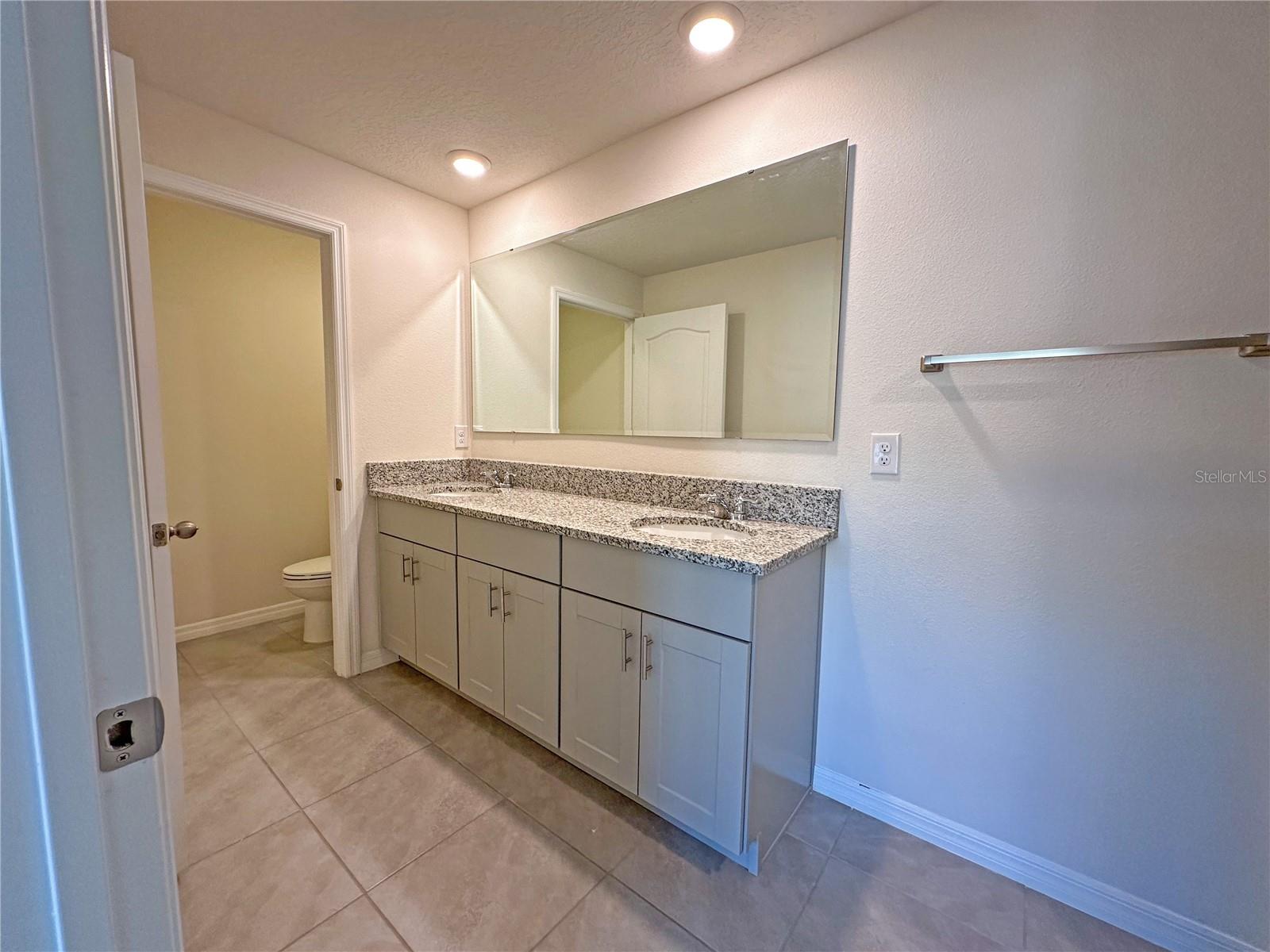 PALMS PH 5 - Residential Lease