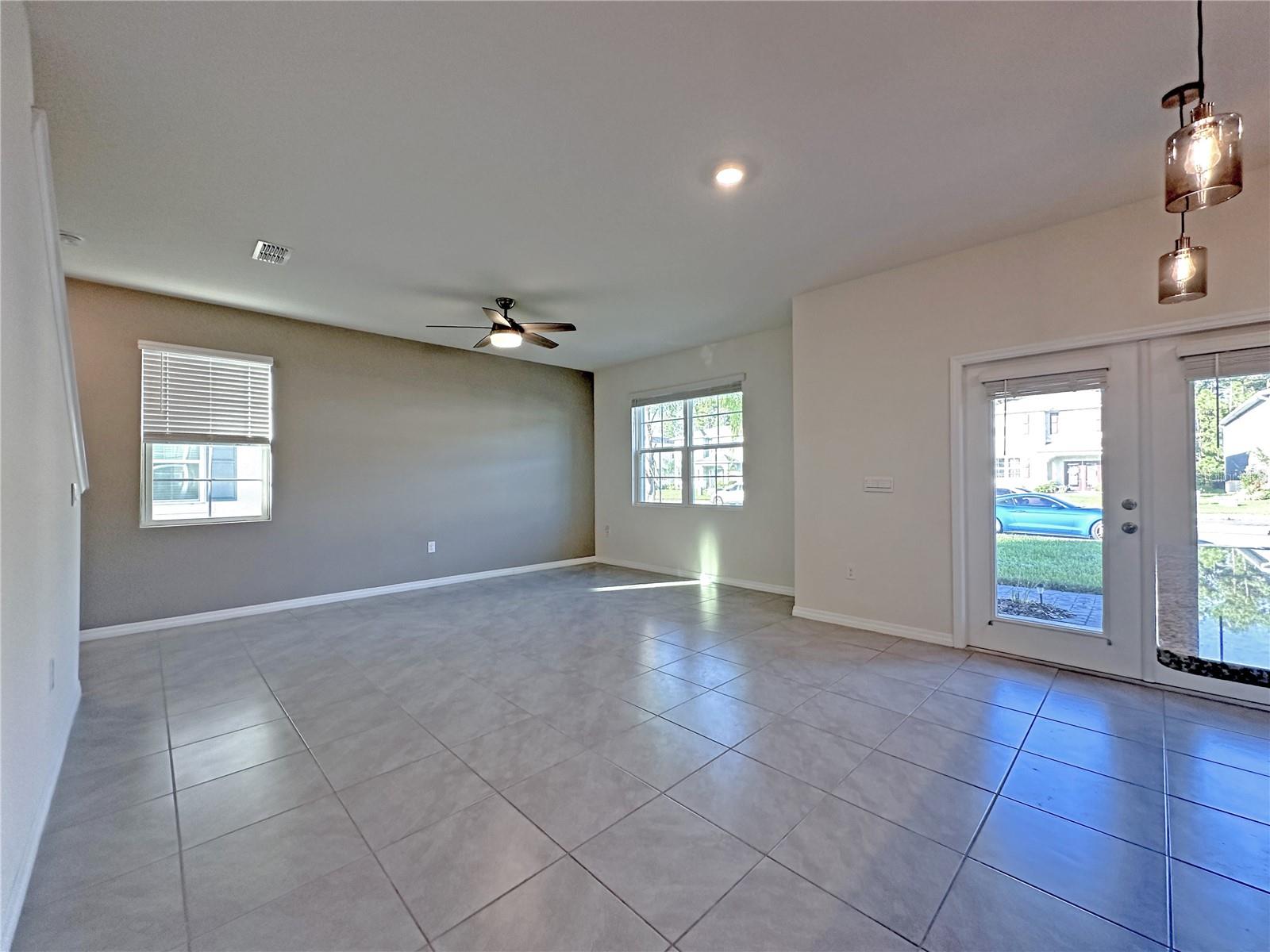 PALMS PH 5 - Residential Lease
