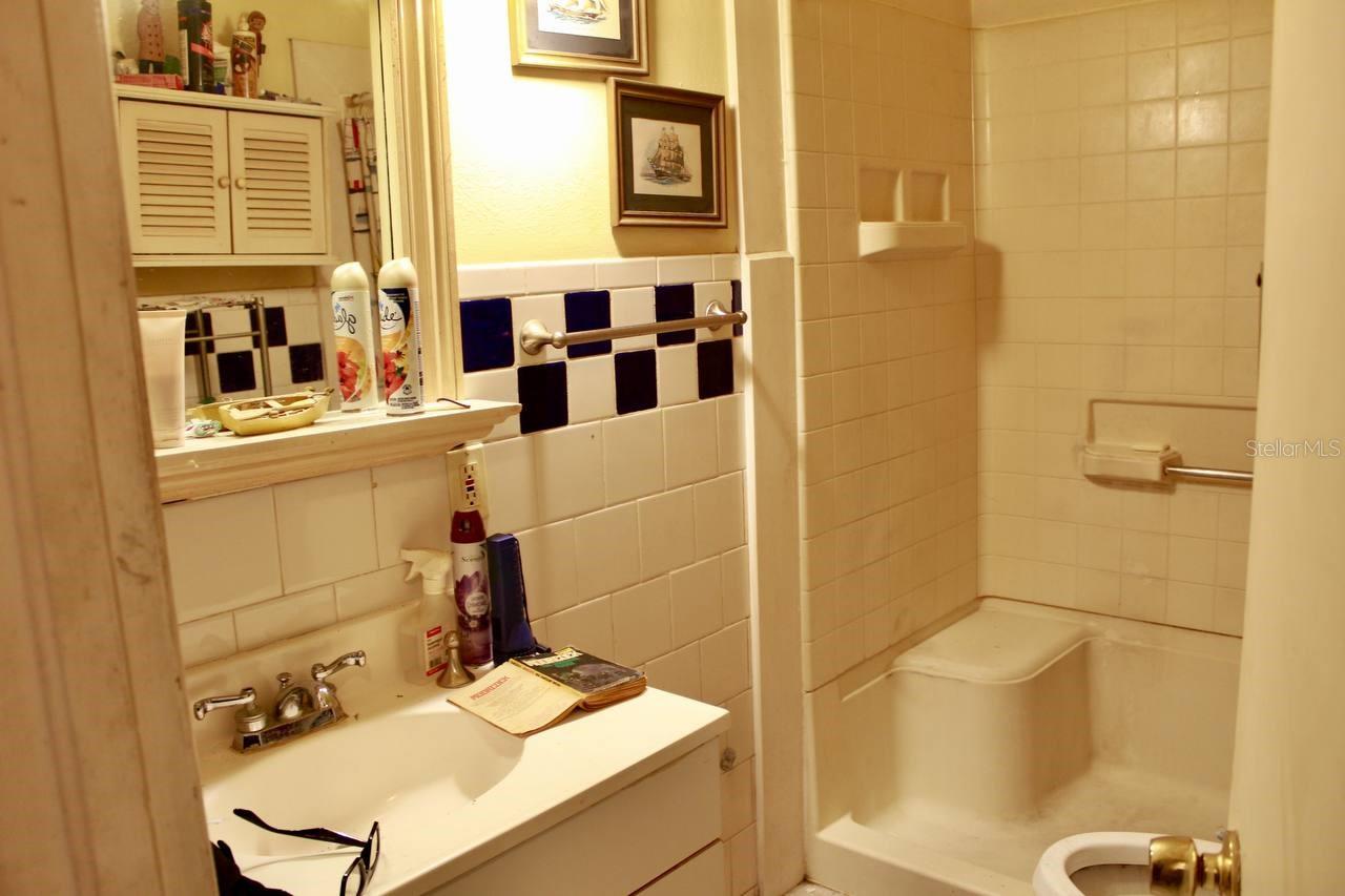 NEW PORT RICHEY CITY - Residential