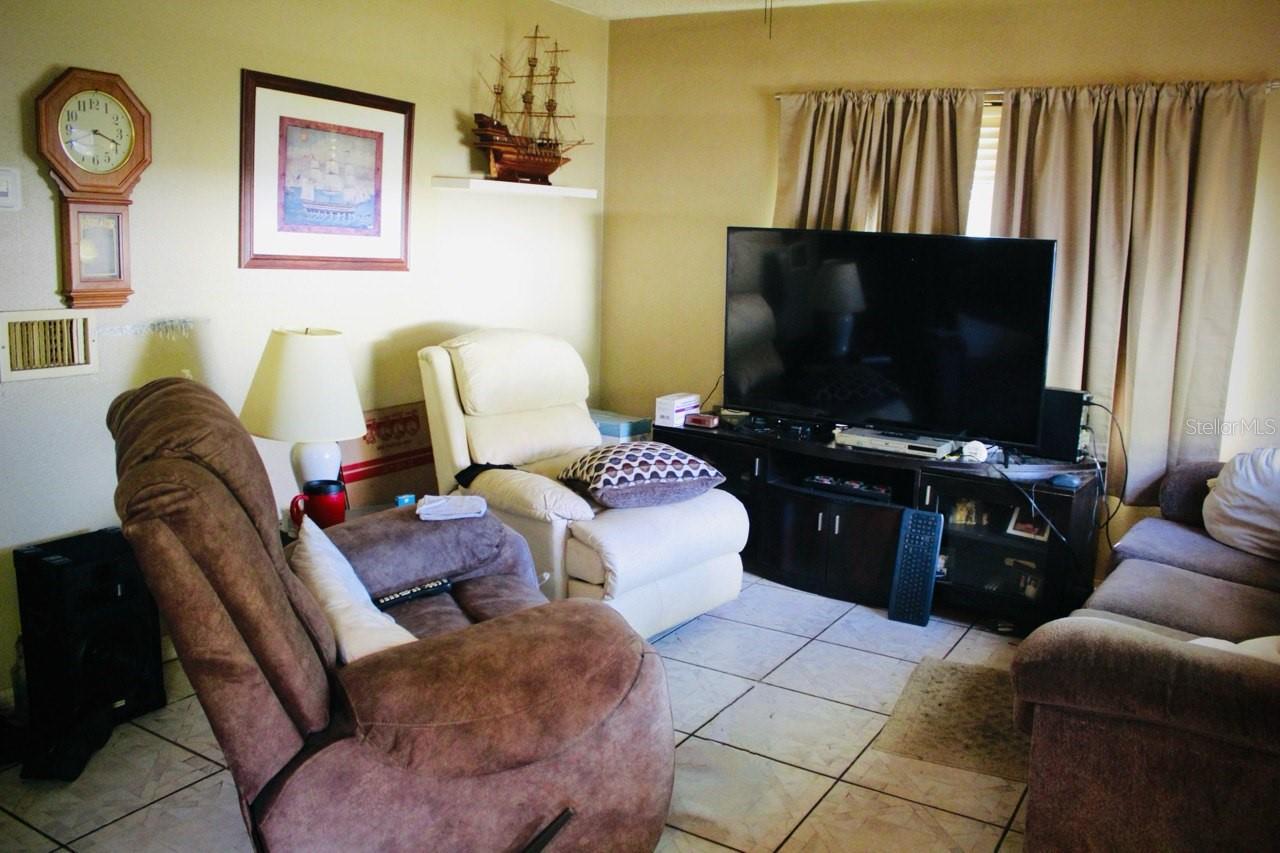 NEW PORT RICHEY CITY - Residential