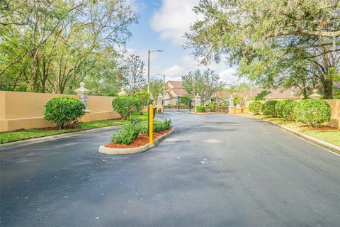 A home in VALRICO