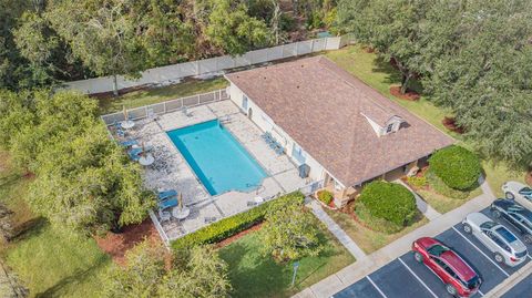 A home in VALRICO