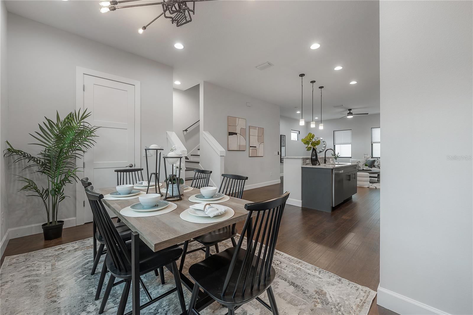 LAS AZOTEAS TWNHMS - Residential