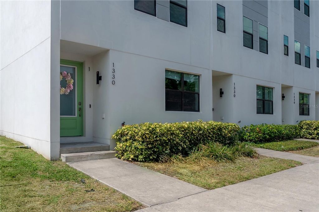Photo of 1330 W Gray Street #1, Tampa, FL 33606 (MLS # TB8438817)