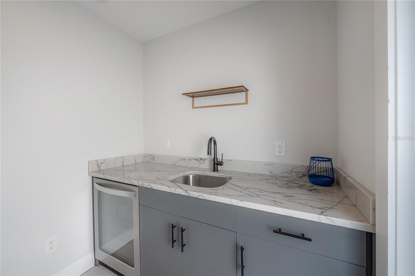 LAS AZOTEAS TWNHMS - Residential