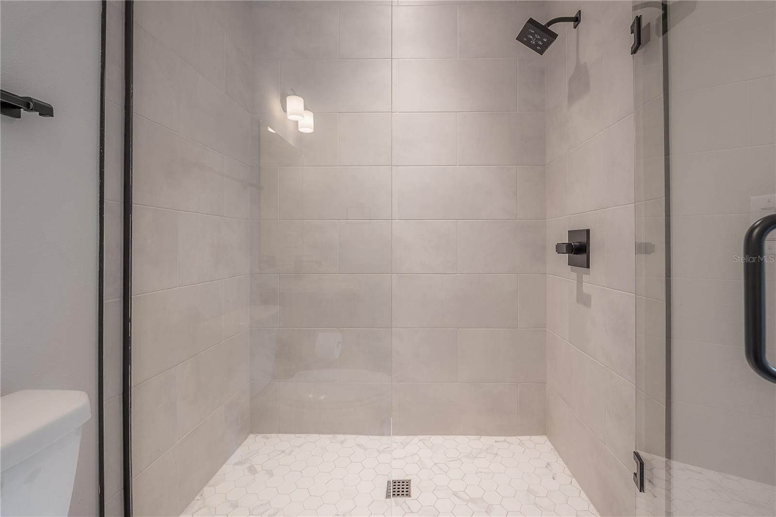 LAS AZOTEAS TWNHMS - Residential
