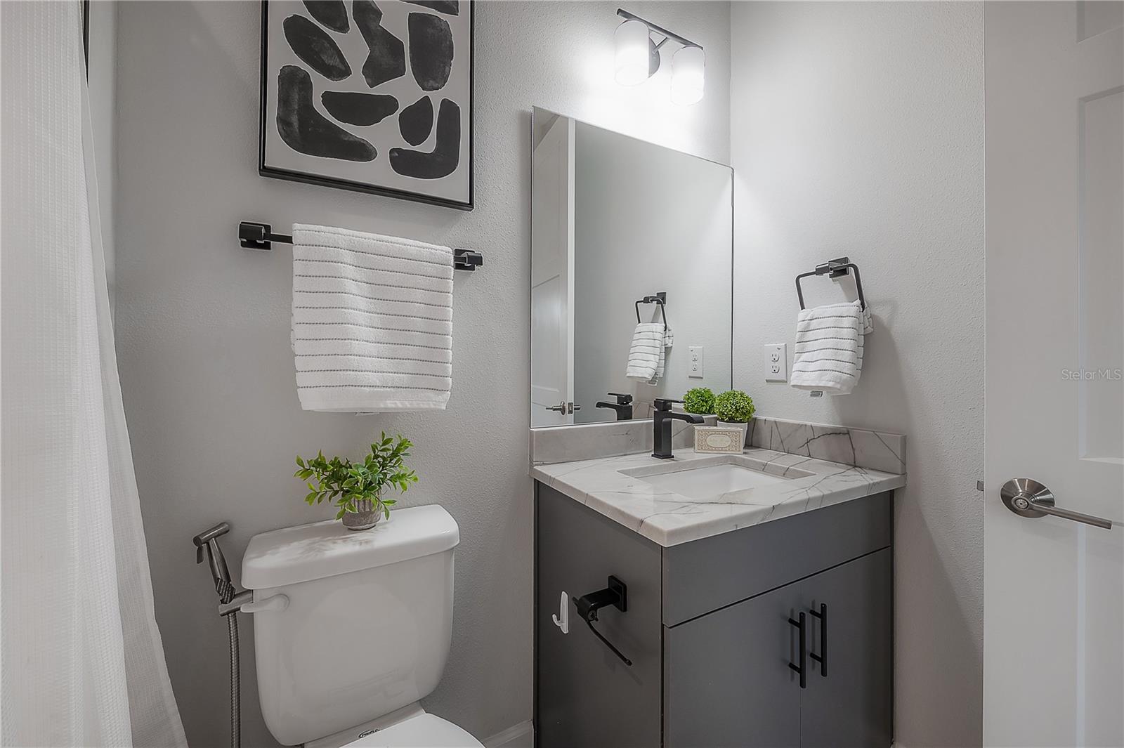 LAS AZOTEAS TWNHMS - Residential