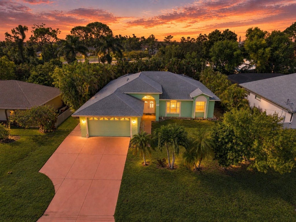 Photo of 114 SE 8th Street, Cape Coral, FL 33990 (MLS # TB8548052)