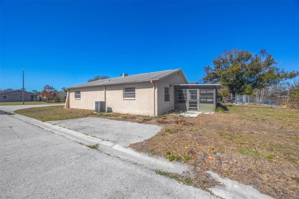 Photo of 12622 Timberwood Court, Hudson, FL 34669 (MLS # TB8508654)