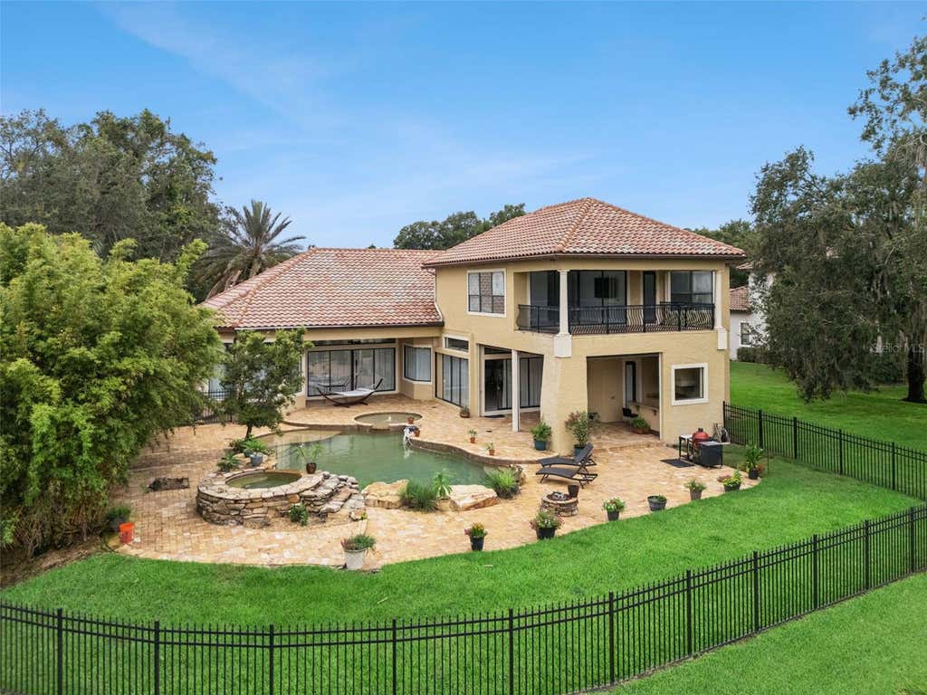 Photo of 7764 Islewood Court, Sanford, FL 32771 (MLS # S5154302)