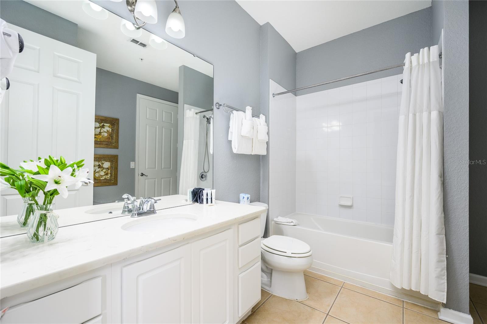 VISTA CAY/HARBOR SQUARE PH 12 - Residential