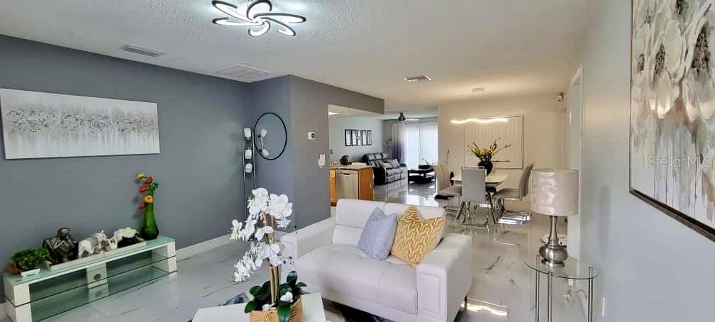 11230 TAFT LANE