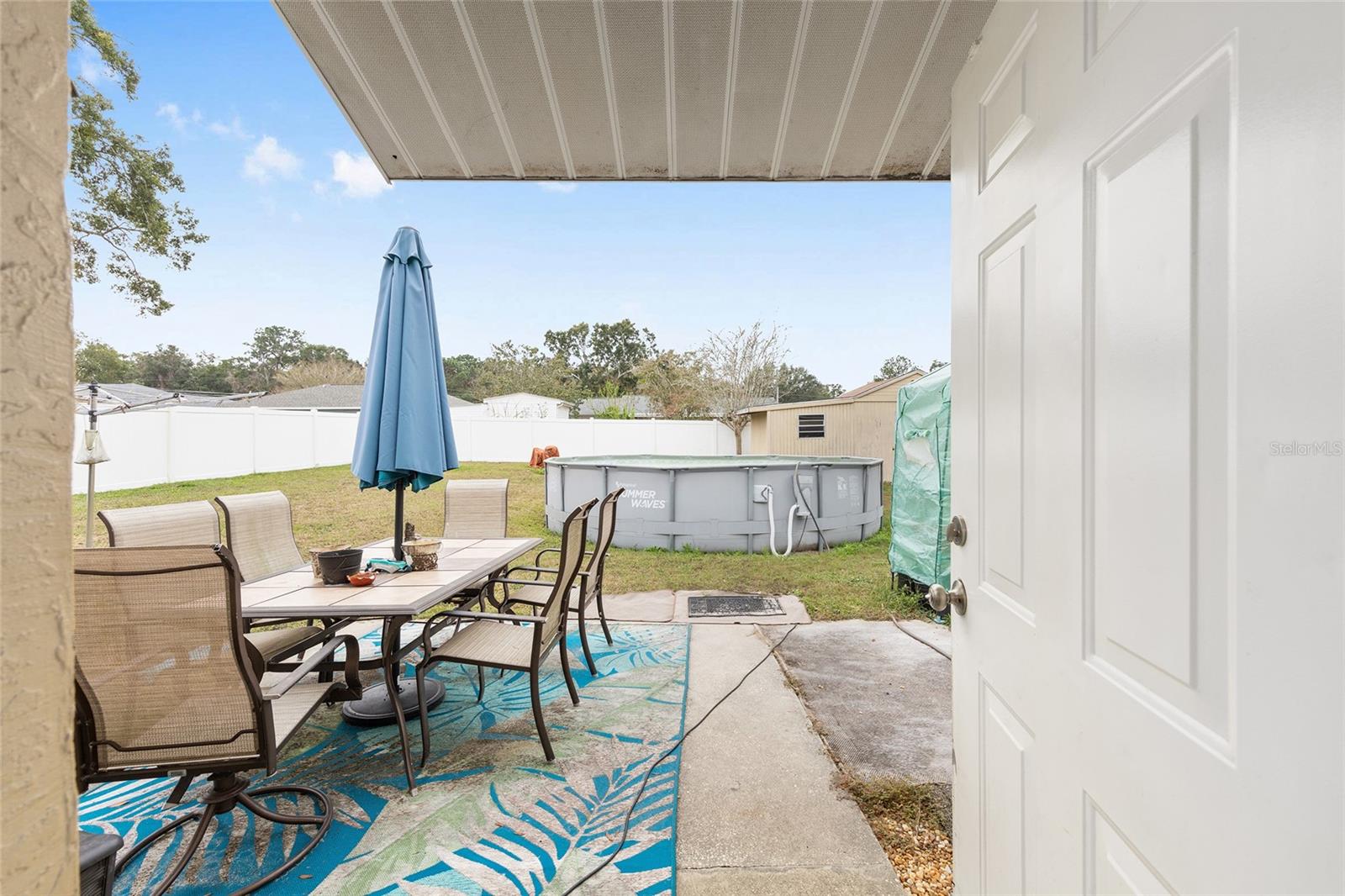 LAKE WEIR GARDENS - Residential