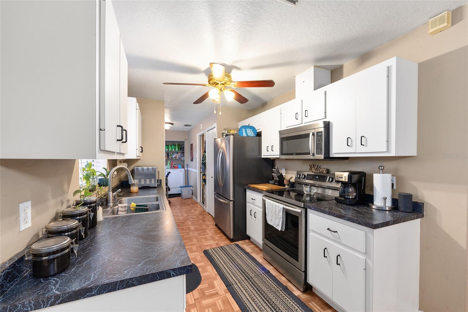 LAKE WEIR GARDENS - Residential