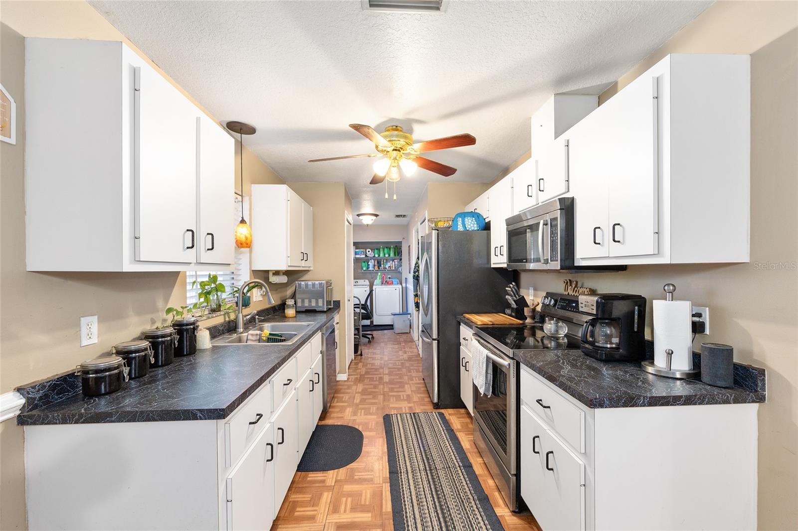 LAKE WEIR GARDENS - Residential