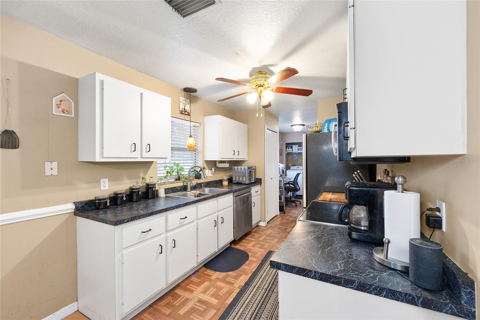 LAKE WEIR GARDENS - Residential