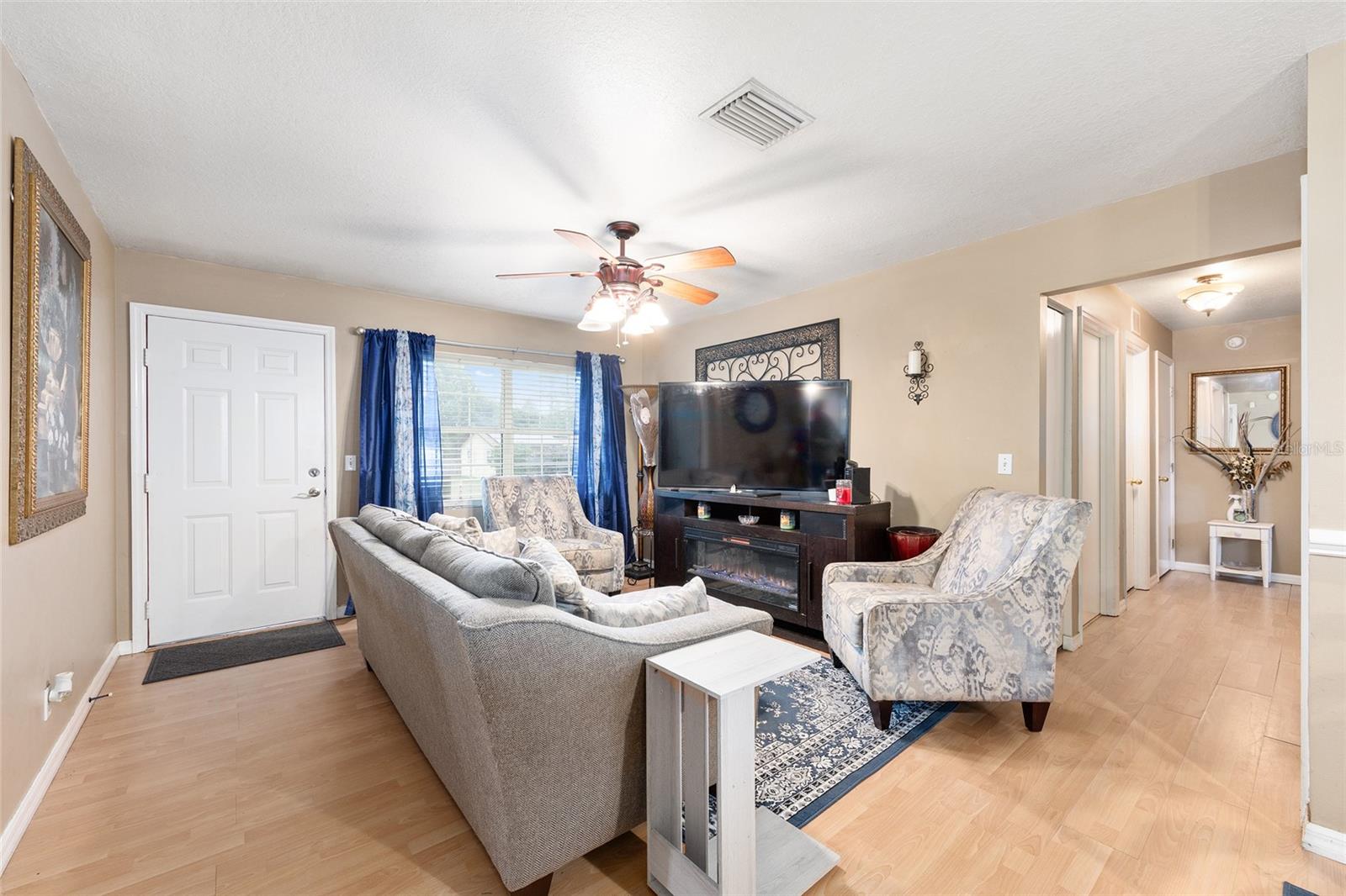 LAKE WEIR GARDENS - Residential