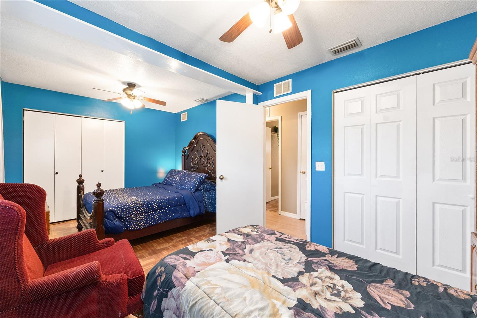 LAKE WEIR GARDENS - Residential