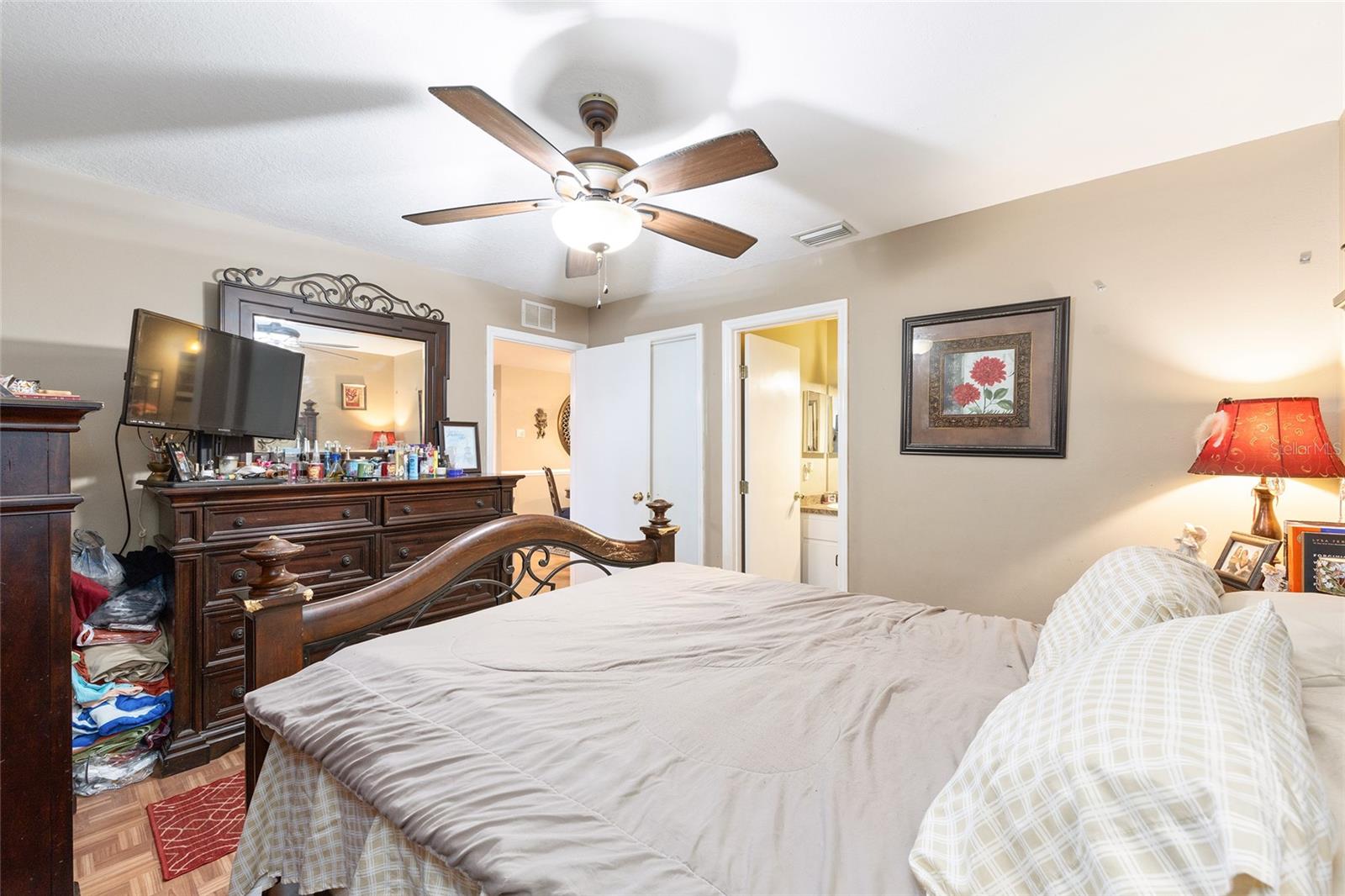 LAKE WEIR GARDENS - Residential