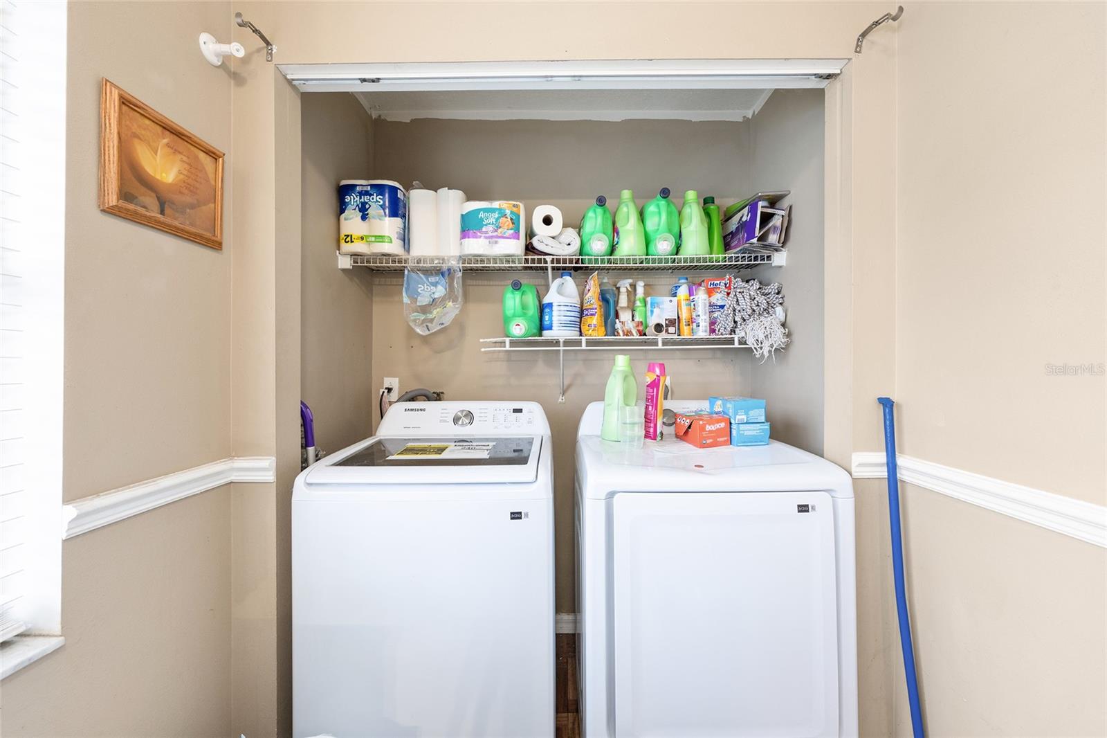 LAKE WEIR GARDENS - Residential