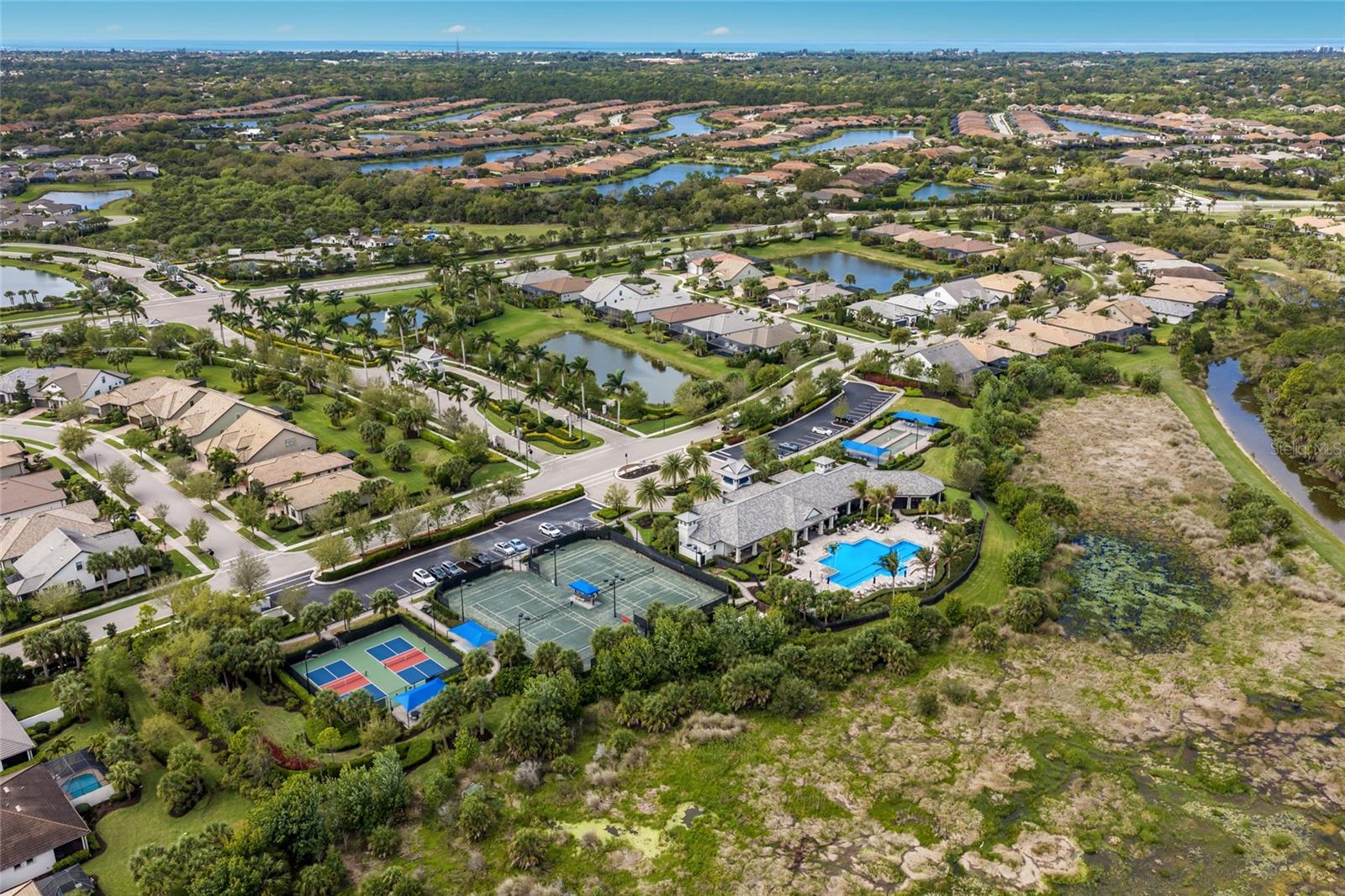 HAMMOCK PRESERVE - Residential