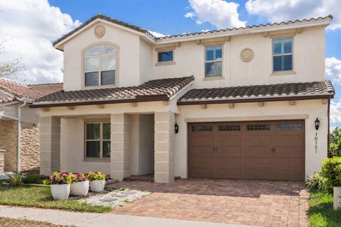 Photo of 10151 Henbury Street, Orlando, FL 32832 (MLS # O6391671)