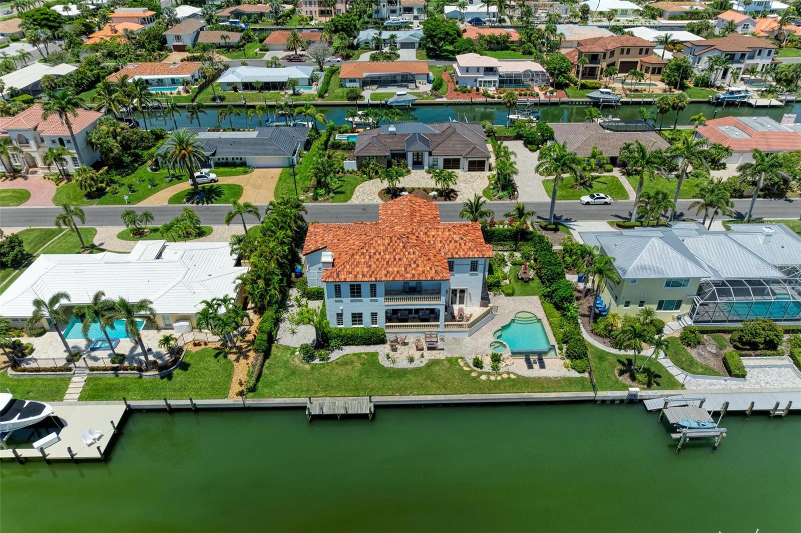 COUNTRY CLUB SHORES SEC 02 - Residential