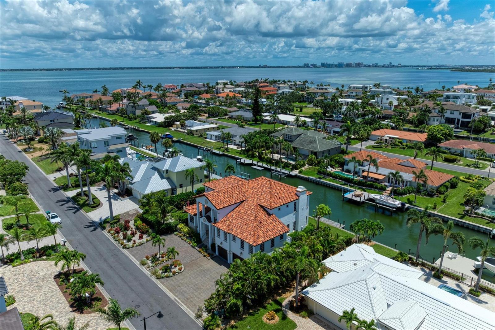 COUNTRY CLUB SHORES SEC 02 - Residential