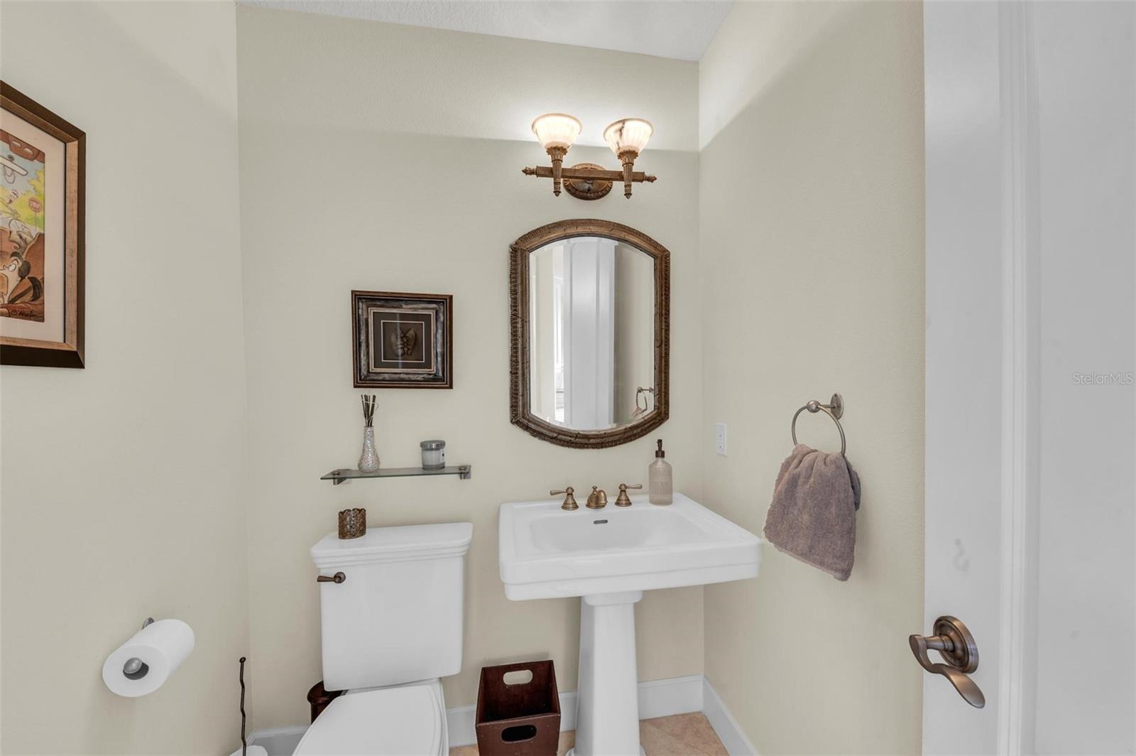 COUNTRY CLUB SHORES SEC 02 - Residential