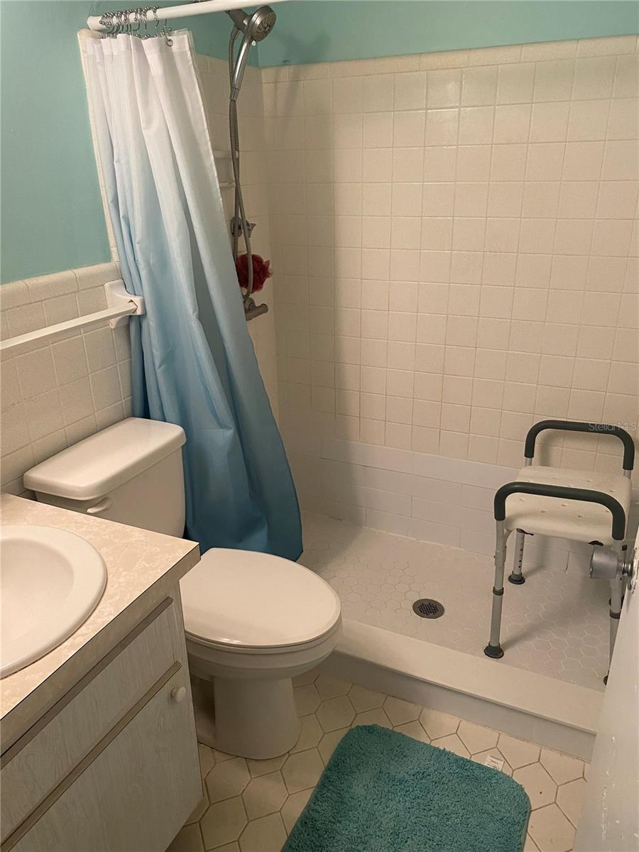 SEMINOLE GARDEN APTS CO-OP - Residential