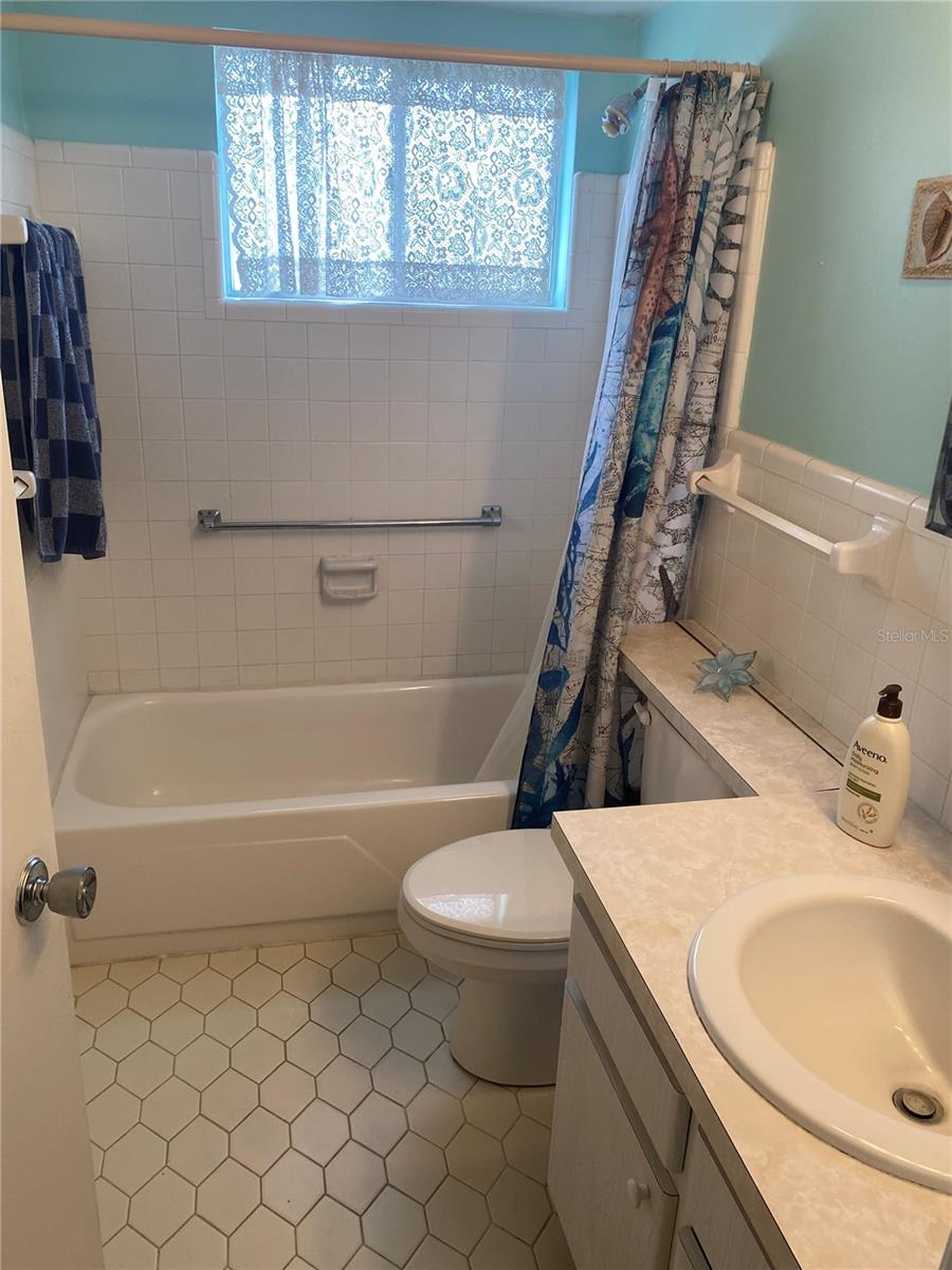 SEMINOLE GARDEN APTS CO-OP - Residential